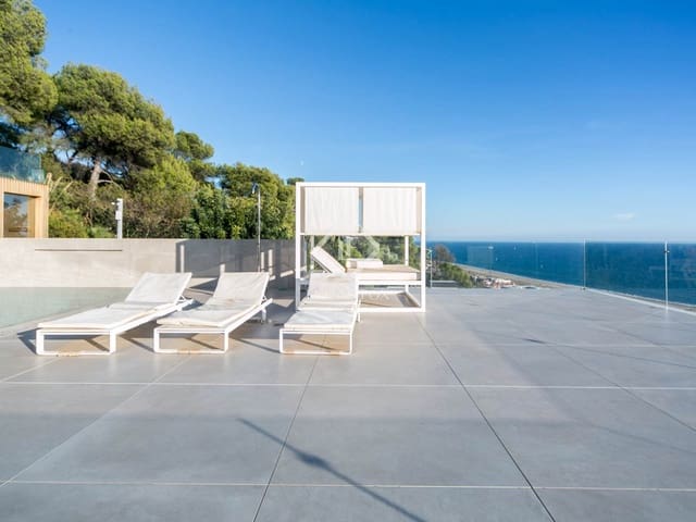 Chalet de 6 habitaciones en Les Botigues de Sitges, Sitges en venta con piscina garaje - 2.550.000 € (Ref: 9436175)