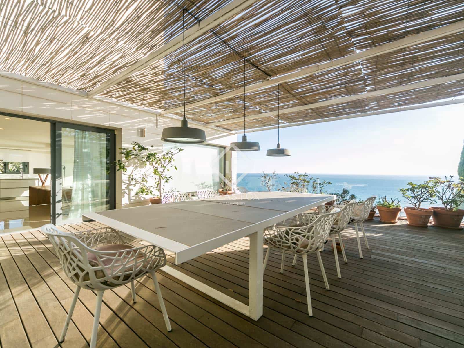 6 bedroom Villa for sale in Les Botigues de Sitges with pool garage - € 2,550,000 (Ref: 9436175)