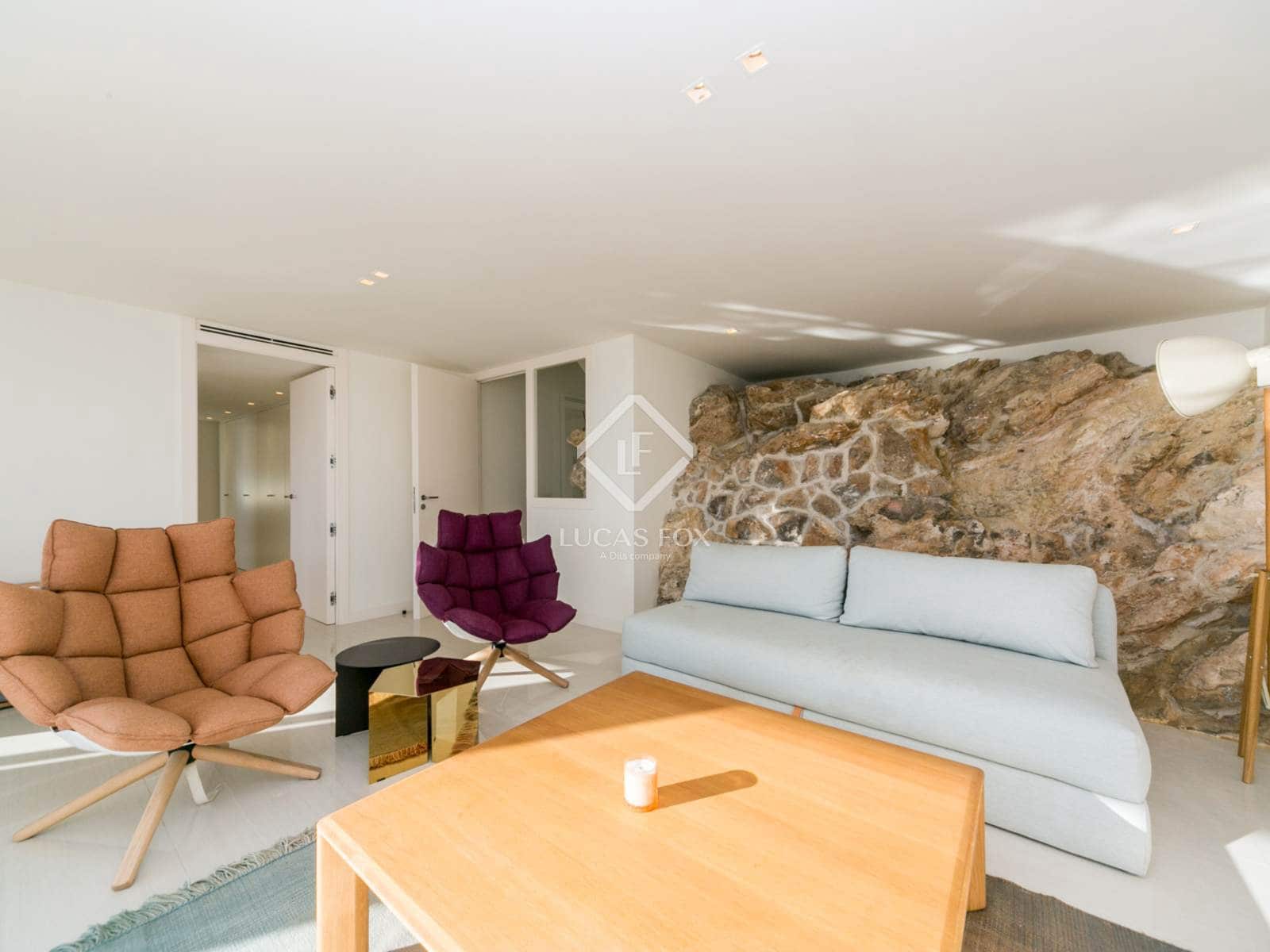 6 bedroom Villa for sale in Les Botigues de Sitges with pool garage - € 2,550,000 (Ref: 9436175)