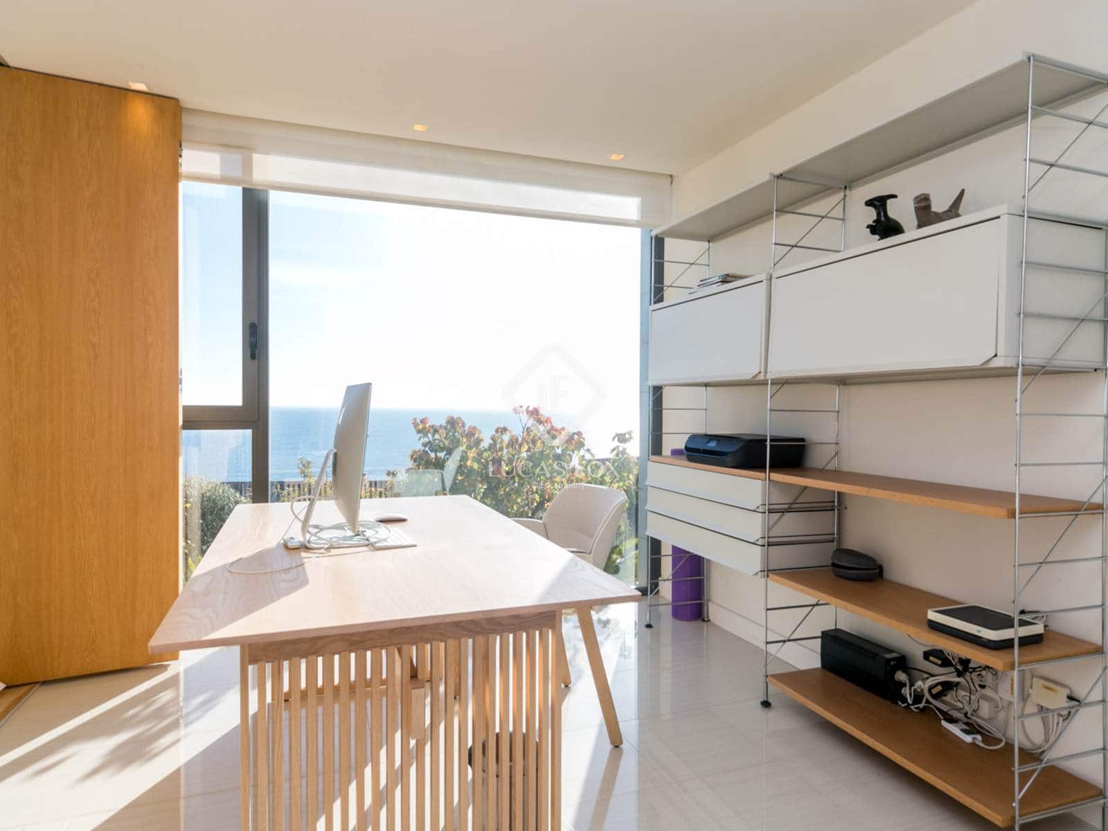 6 bedroom Villa for sale in Les Botigues de Sitges with pool garage - € 2,550,000 (Ref: 9436175)