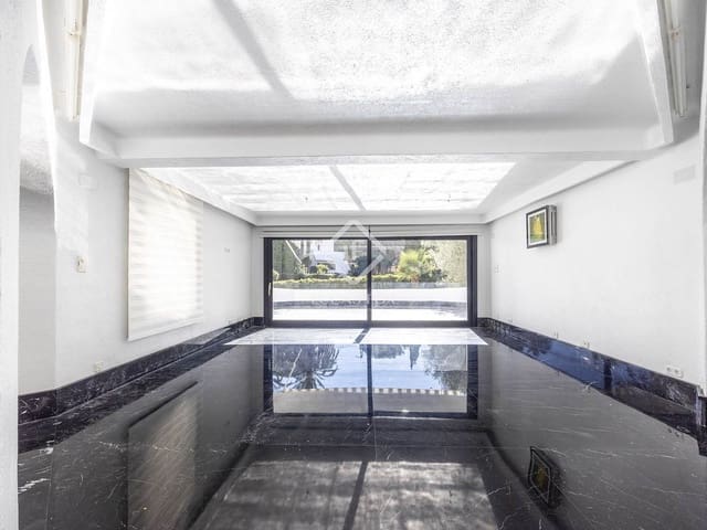 7 bedroom Villa for sale in Rocafort with pool garage - € 1,870,000 (Ref: 9436176)