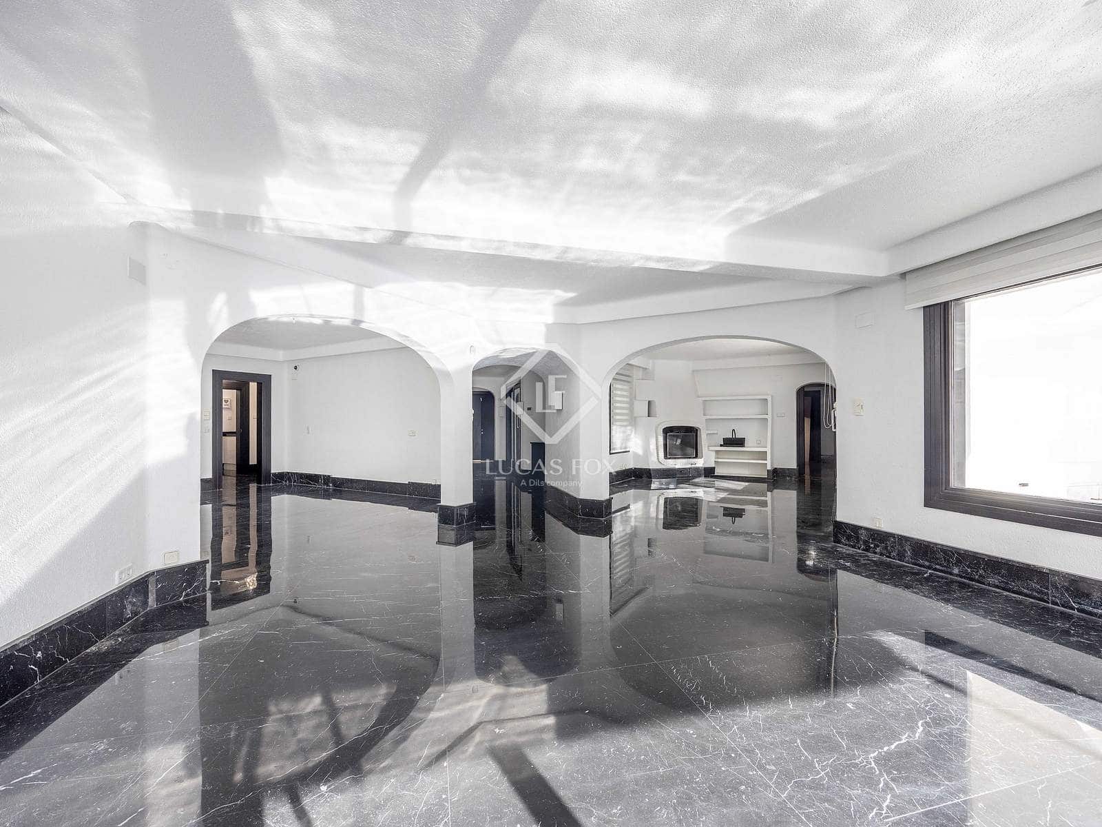 7 soverom Villa til salgs i Rocafort med svømmebasseng garasje - € 1 870 000 (Ref: 9436176)