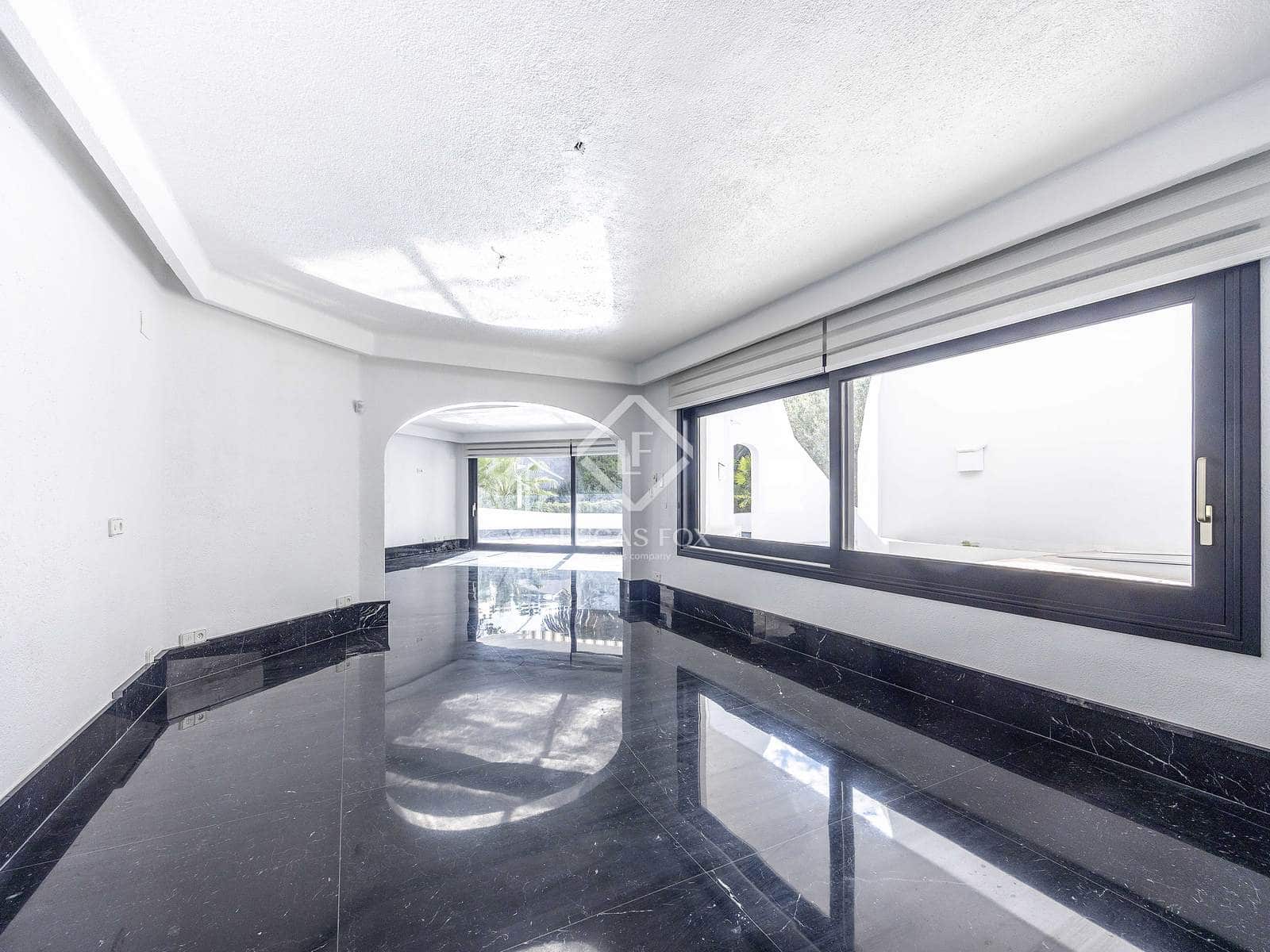 7 soverom Villa til salgs i Rocafort med svømmebasseng garasje - € 1 870 000 (Ref: 9436176)