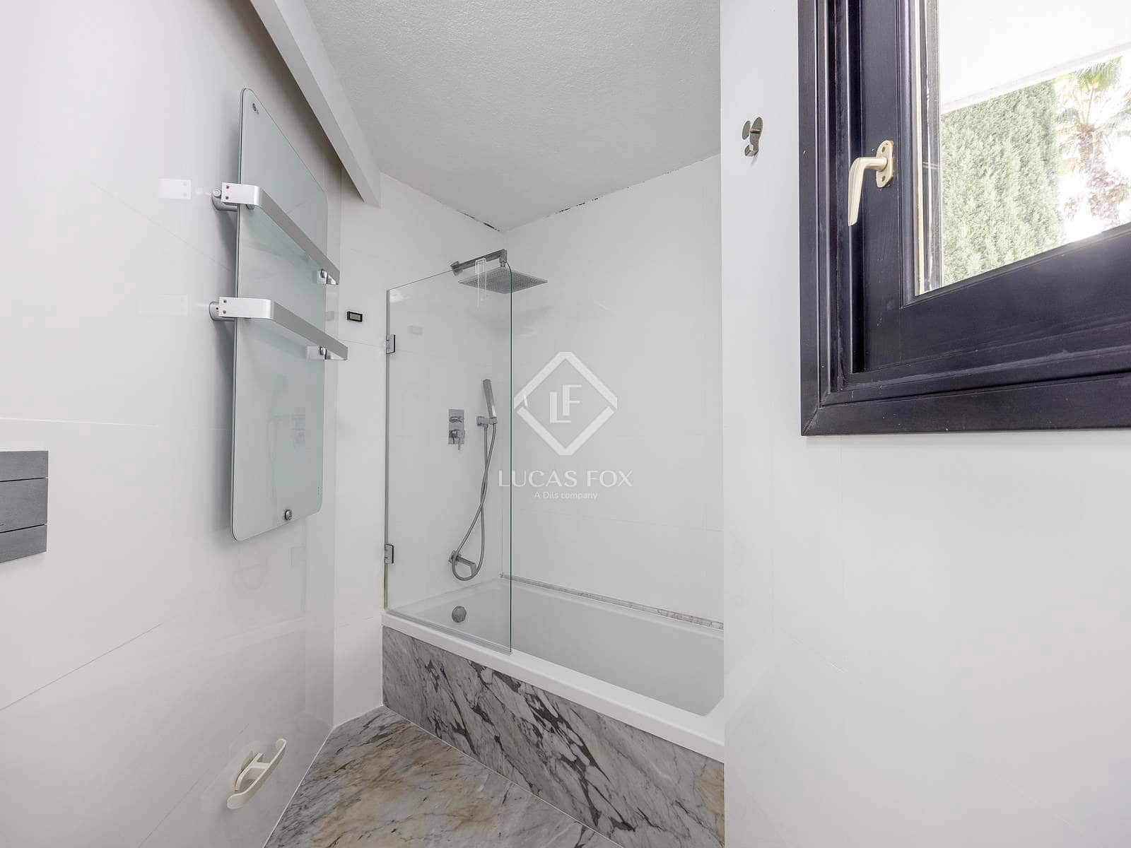 7 soverom Villa til salgs i Rocafort med svømmebasseng garasje - € 1 870 000 (Ref: 9436176)