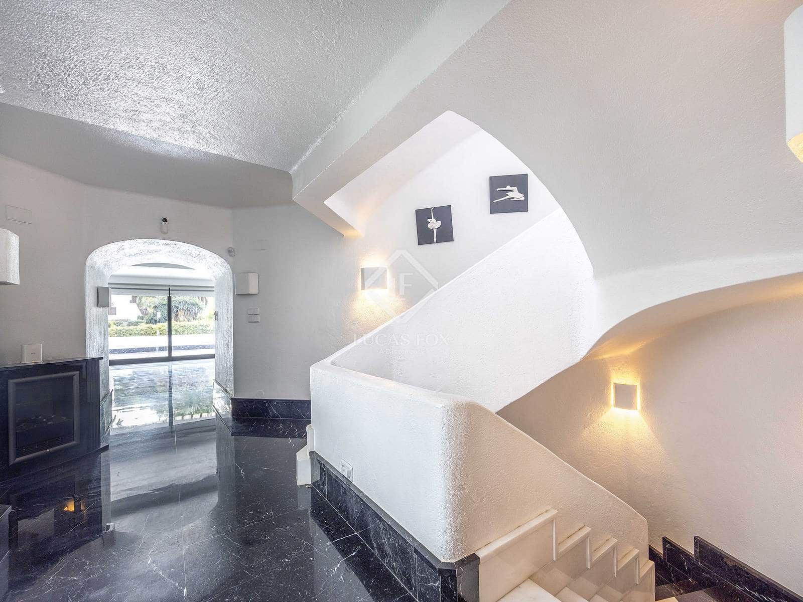 7 soverom Villa til salgs i Rocafort med svømmebasseng garasje - € 1 870 000 (Ref: 9436176)