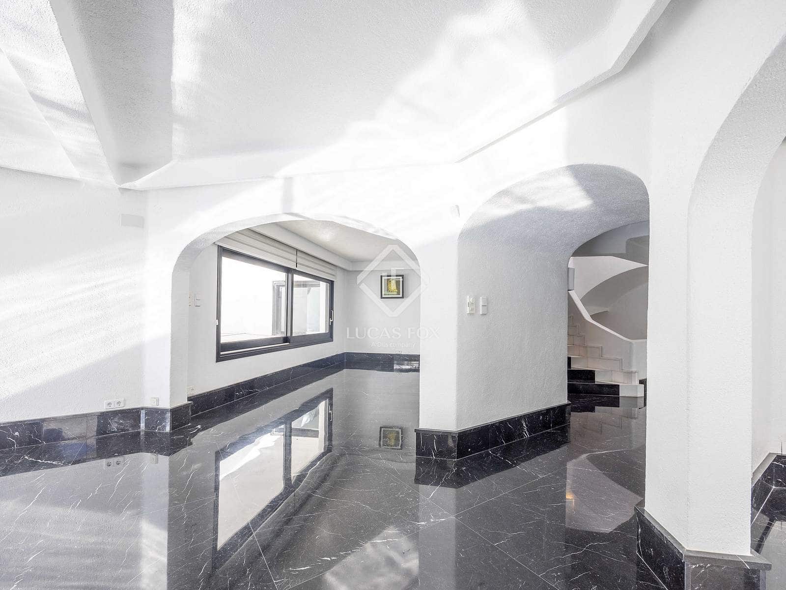 7 soverom Villa til salgs i Rocafort med svømmebasseng garasje - € 1 870 000 (Ref: 9436176)