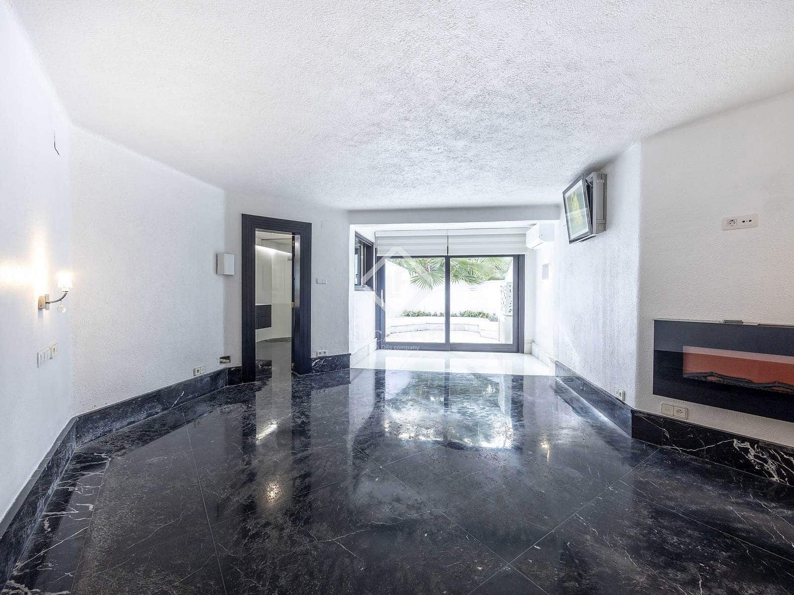 7 soverom Villa til salgs i Rocafort med svømmebasseng garasje - € 1 870 000 (Ref: 9436176)