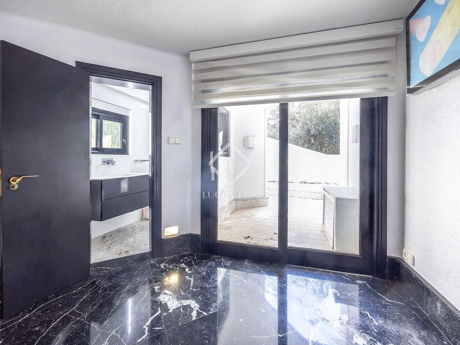 7 soverom Villa til salgs i Rocafort med svømmebasseng garasje - € 1 870 000 (Ref: 9436176)