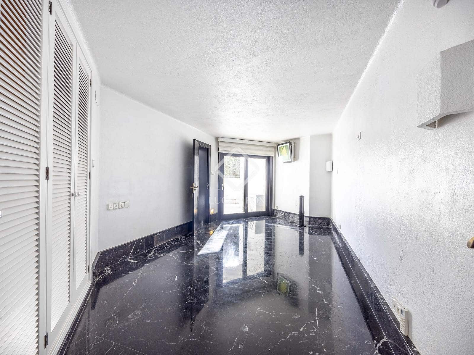 7 soverom Villa til salgs i Rocafort med svømmebasseng garasje - € 1 870 000 (Ref: 9436176)