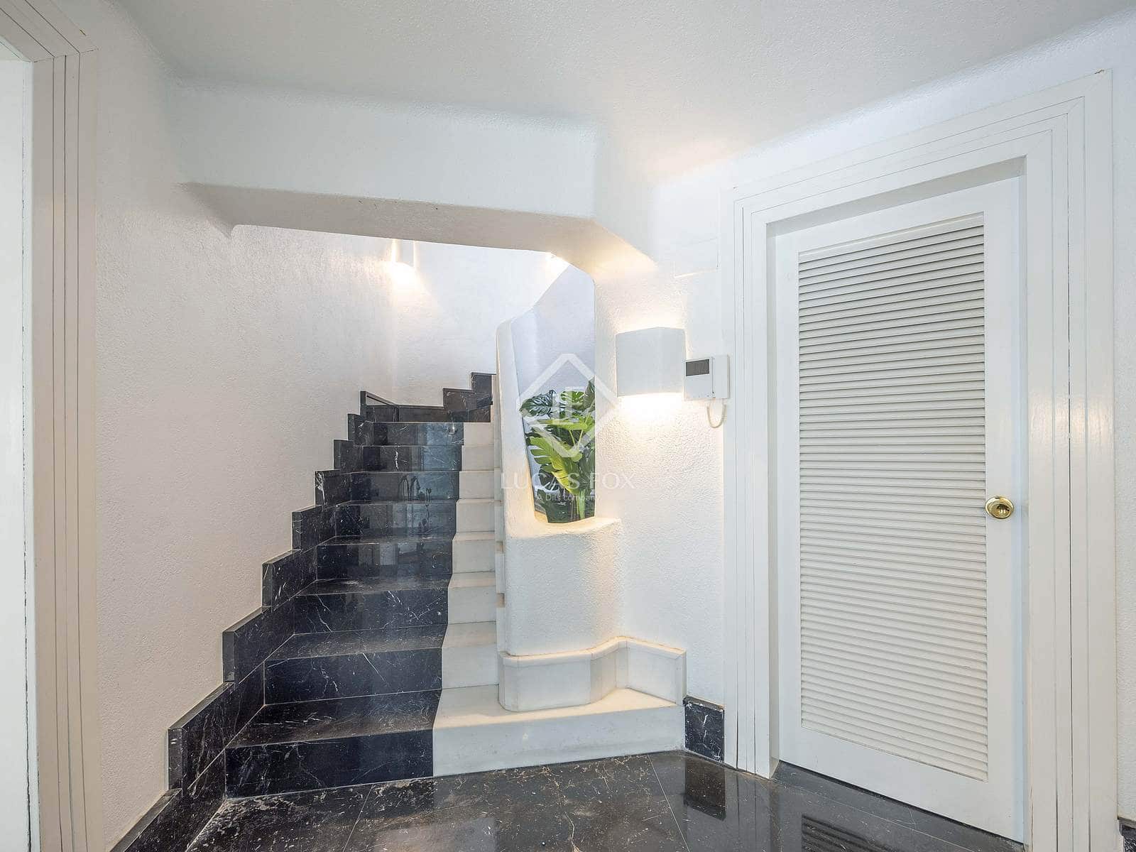 7 soverom Villa til salgs i Rocafort med svømmebasseng garasje - € 1 870 000 (Ref: 9436176)