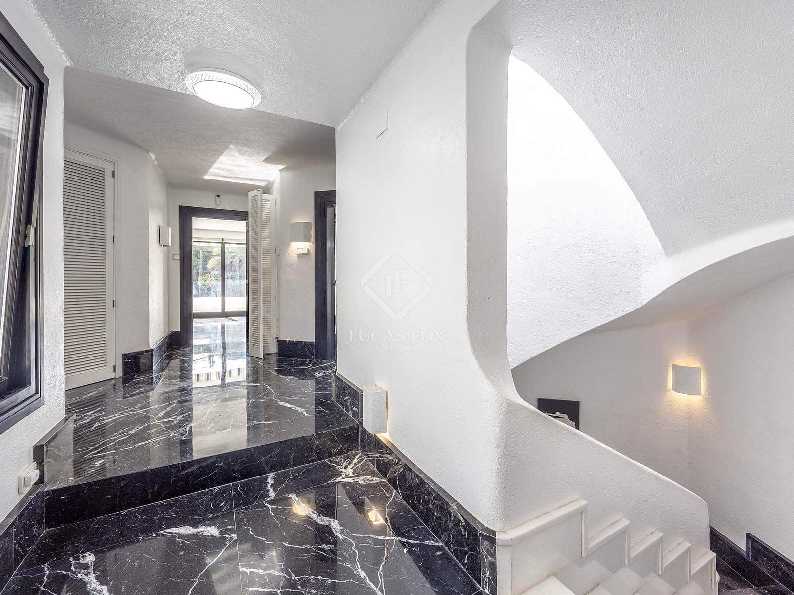 7 soverom Villa til salgs i Rocafort med svømmebasseng garasje - € 1 870 000 (Ref: 9436176)