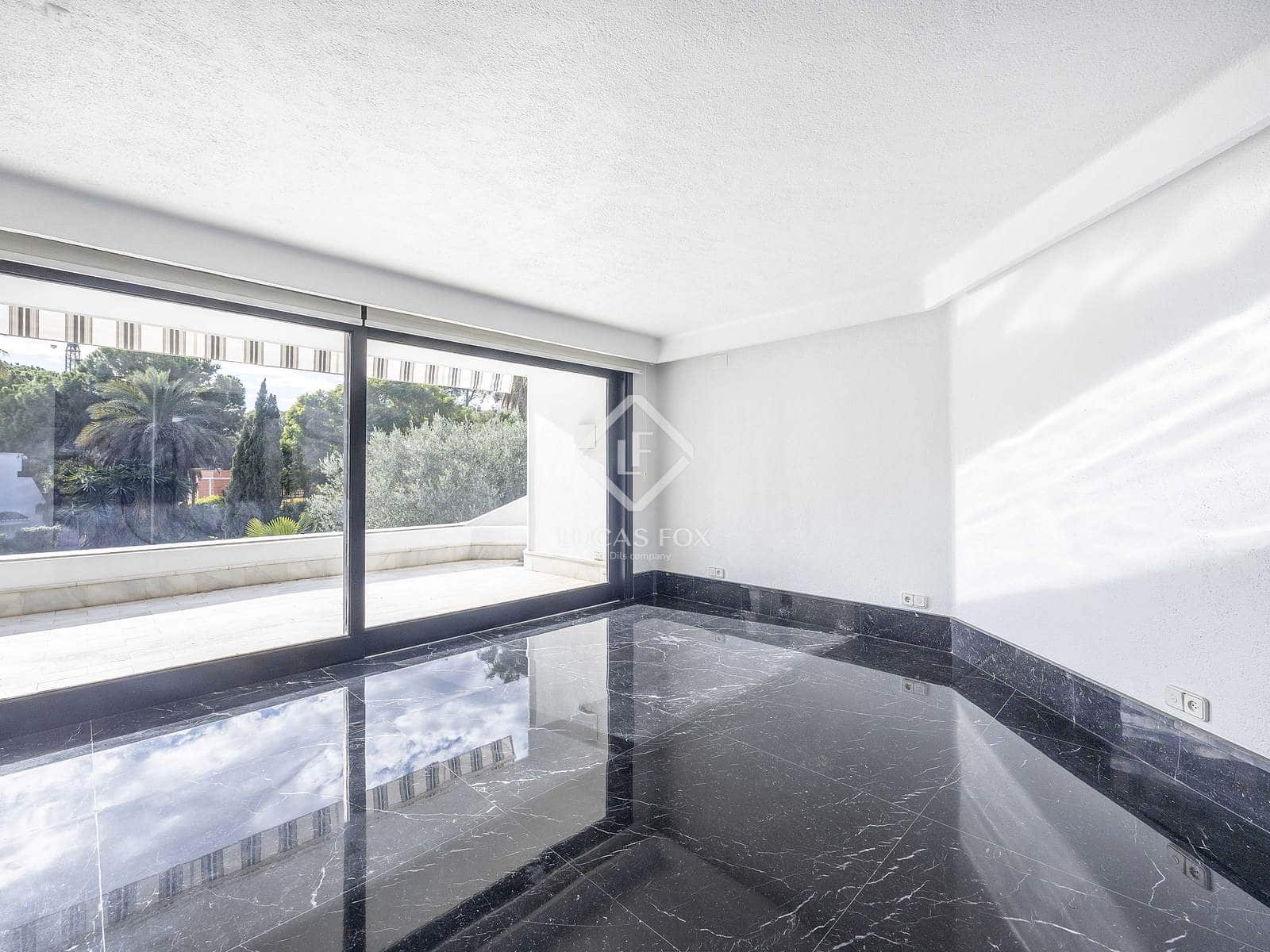 7 soverom Villa til salgs i Rocafort med svømmebasseng garasje - € 1 870 000 (Ref: 9436176)