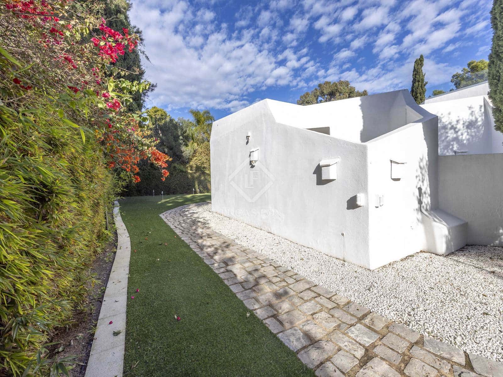 7 soverom Villa til salgs i Rocafort med svømmebasseng garasje - € 1 870 000 (Ref: 9436176)