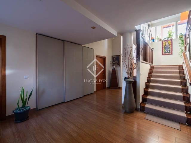 7 bedroom Villa for sale in Fuente el Saz de Jarama with pool garage - € 2,000,000 (Ref: 9436178)