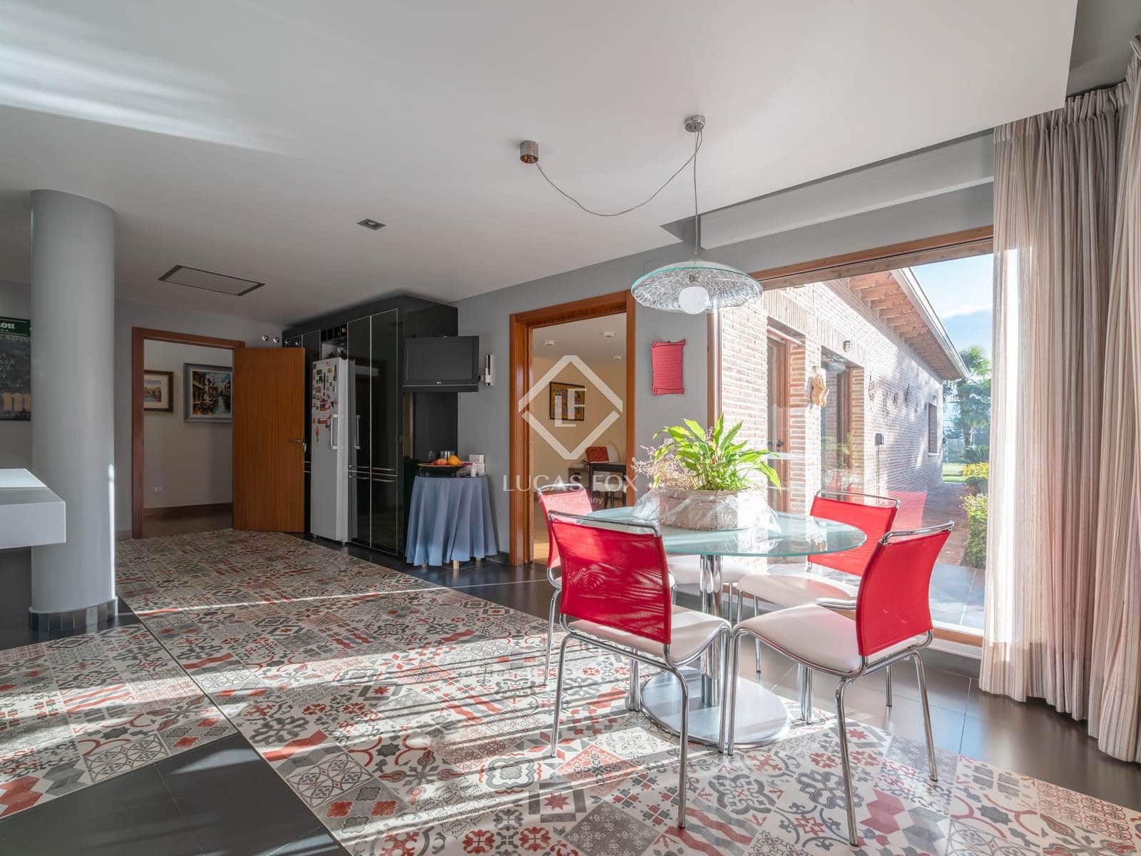 7 bedroom Villa for sale in Fuente el Saz de Jarama with pool garage - € 2,000,000 (Ref: 9436178)