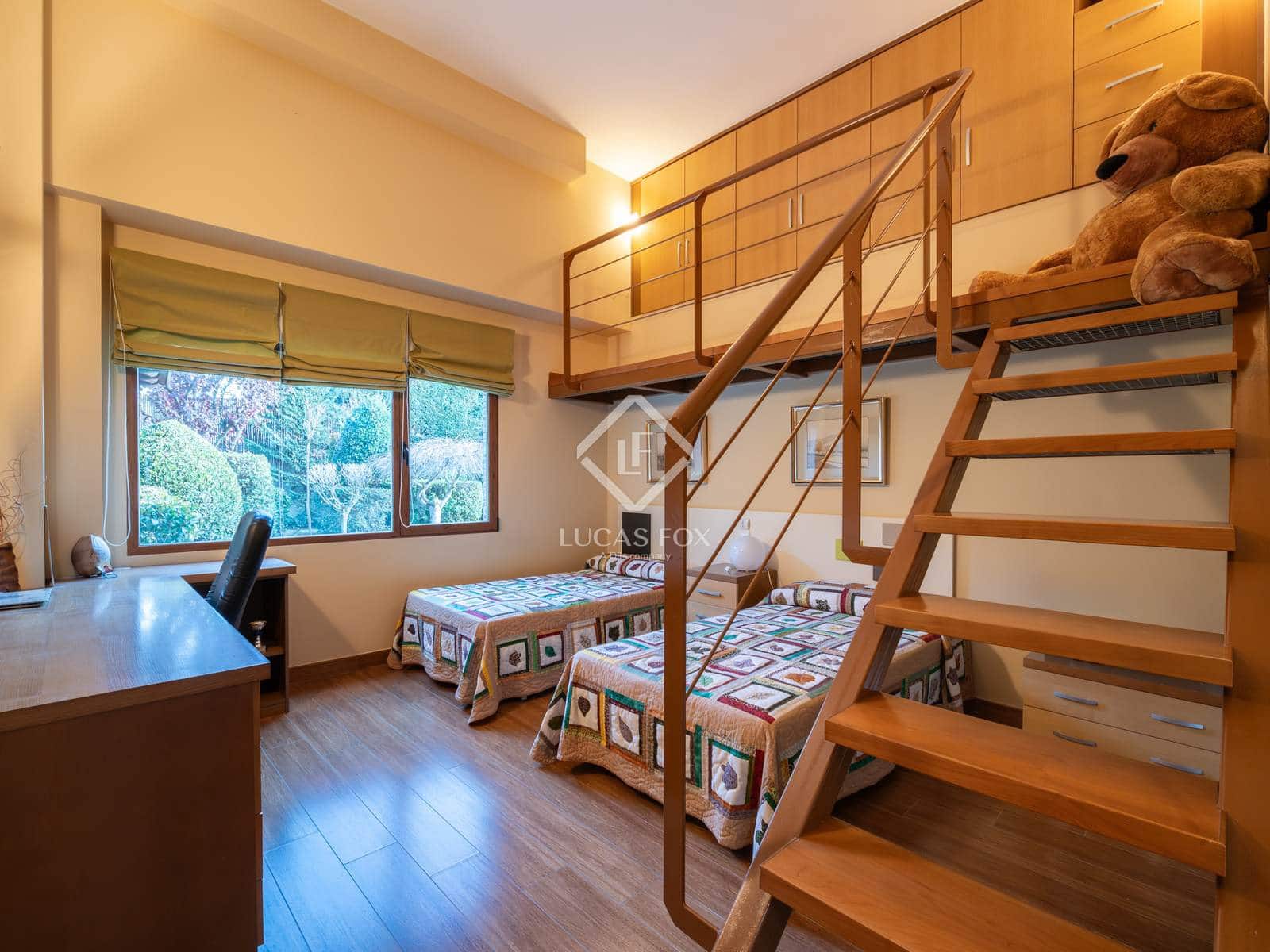 7 bedroom Villa for sale in Fuente el Saz de Jarama with pool garage - € 2,000,000 (Ref: 9436178)