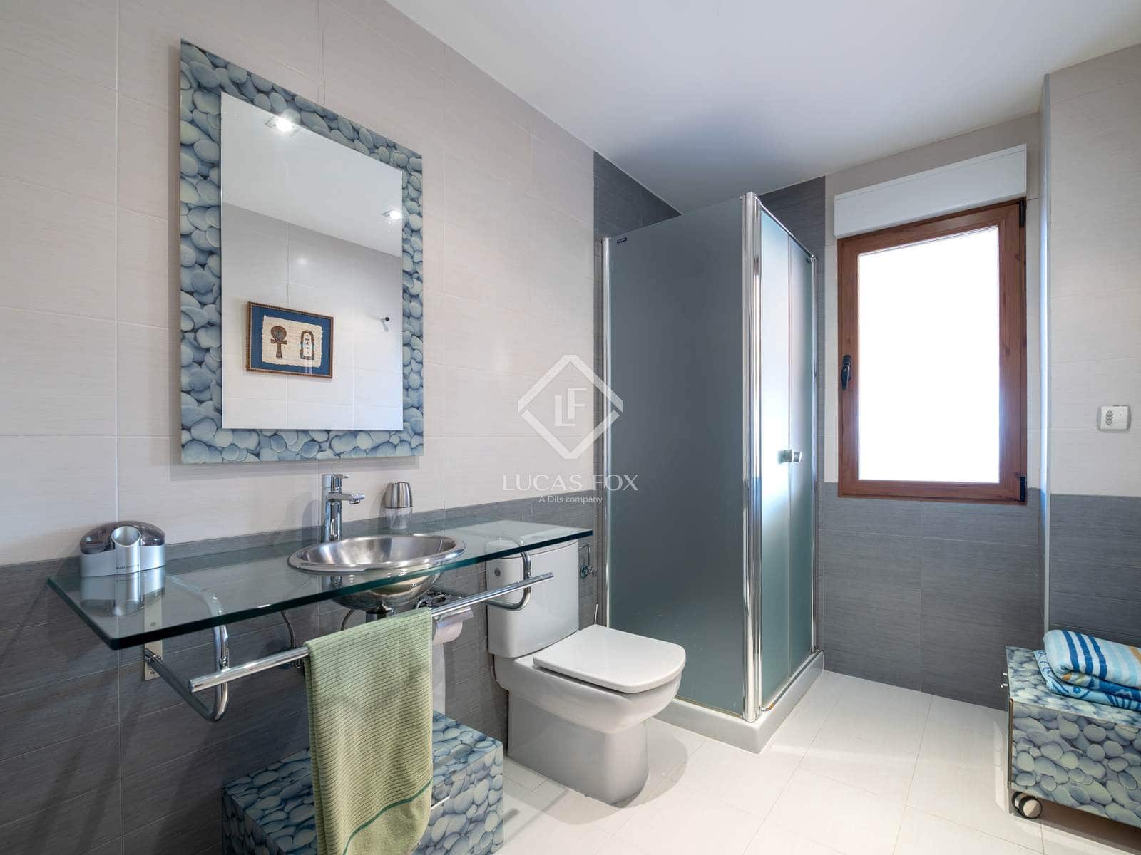 7 bedroom Villa for sale in Fuente el Saz de Jarama with pool garage - € 2,000,000 (Ref: 9436178)