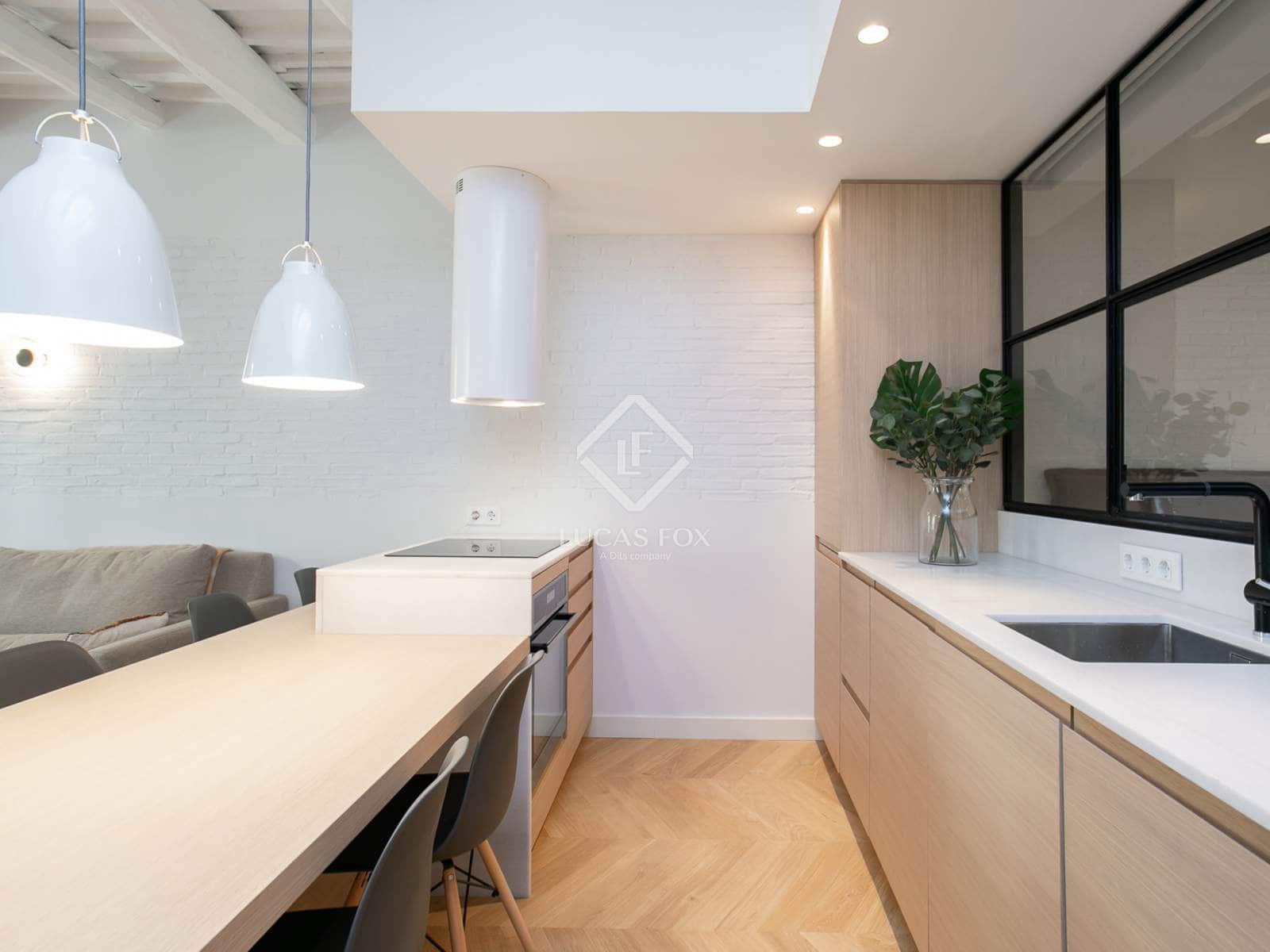 2 sovrum Lägenhet att hyra i Barcelona stad - 2 400 € (Ref: 9436284)