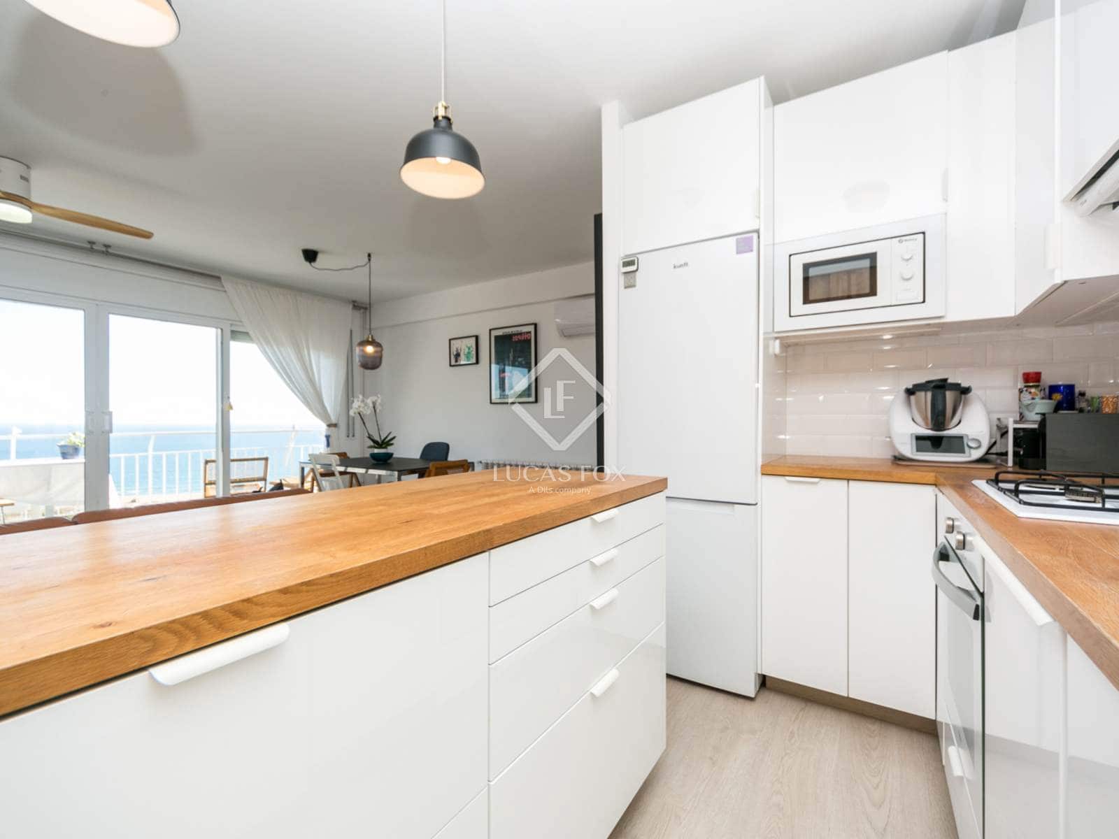 6 slaapkamer Villa te koop in Castelldefels met garage - € 1.290.000 (Ref: 9436285)