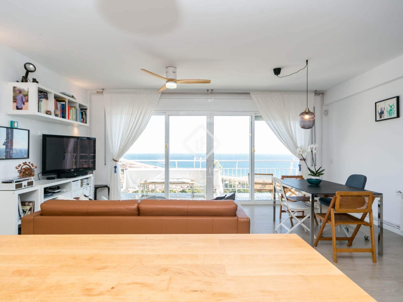 6 slaapkamer Villa te koop in Castelldefels met garage - € 1.290.000 (Ref: 9436285)