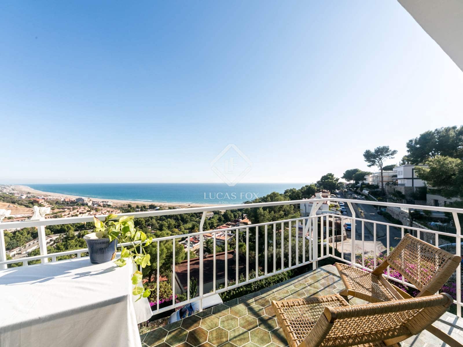 6 slaapkamer Villa te koop in Castelldefels met garage - € 1.290.000 (Ref: 9436285)