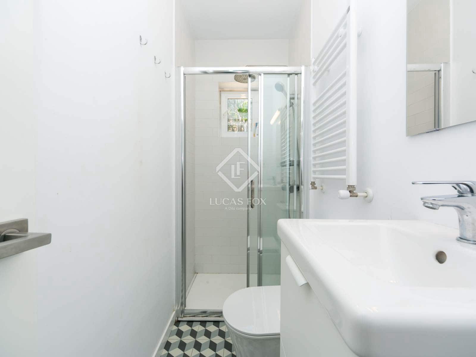 6 slaapkamer Villa te koop in Castelldefels met garage - € 1.290.000 (Ref: 9436285)