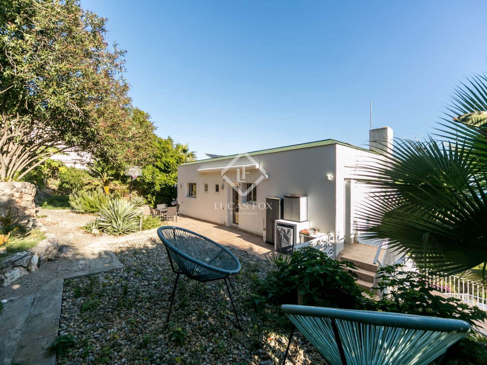 6 slaapkamer Villa te koop in Castelldefels met garage - € 1.290.000 (Ref: 9436285)