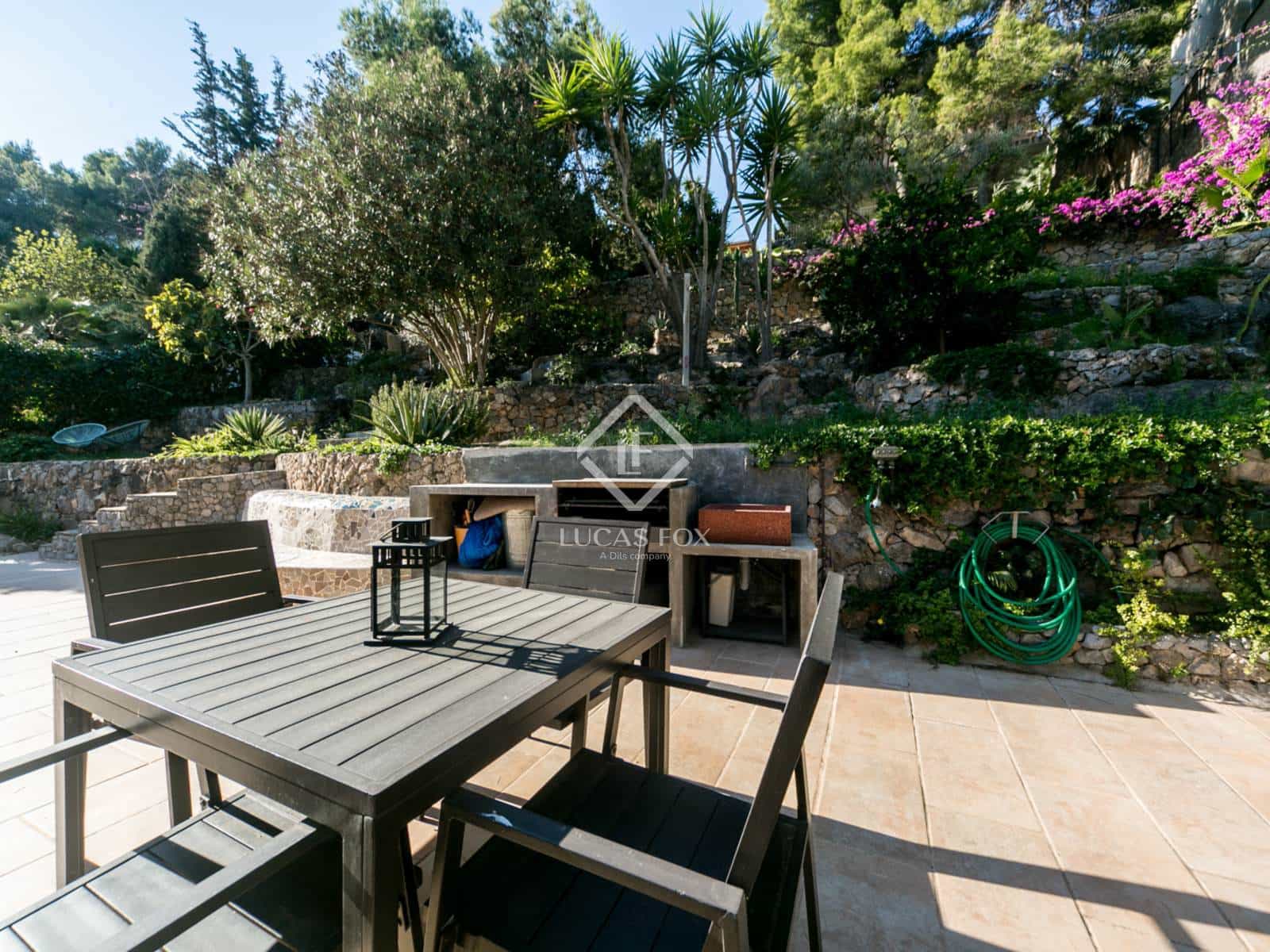 6 slaapkamer Villa te koop in Castelldefels met garage - € 1.290.000 (Ref: 9436285)