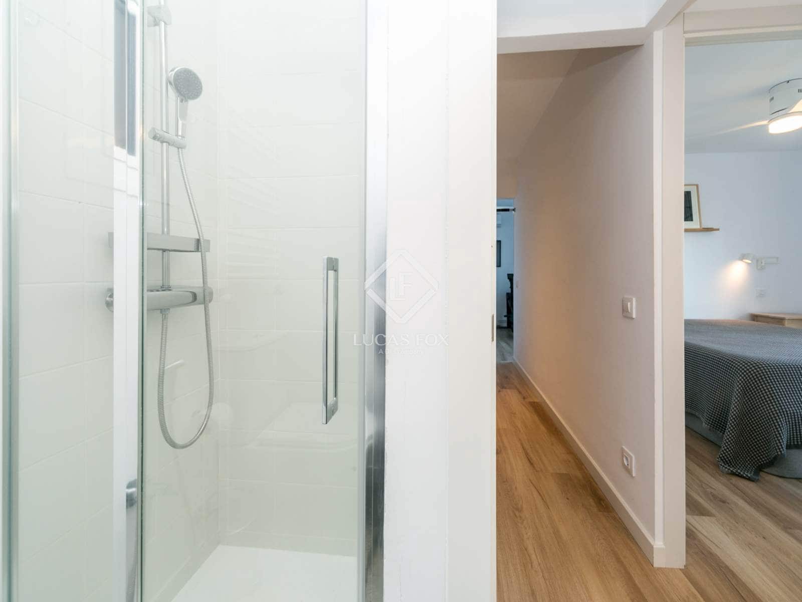 6 slaapkamer Villa te koop in Castelldefels met garage - € 1.290.000 (Ref: 9436285)