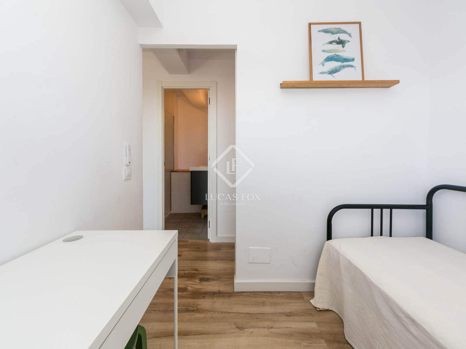 6 slaapkamer Villa te koop in Castelldefels met garage - € 1.290.000 (Ref: 9436285)