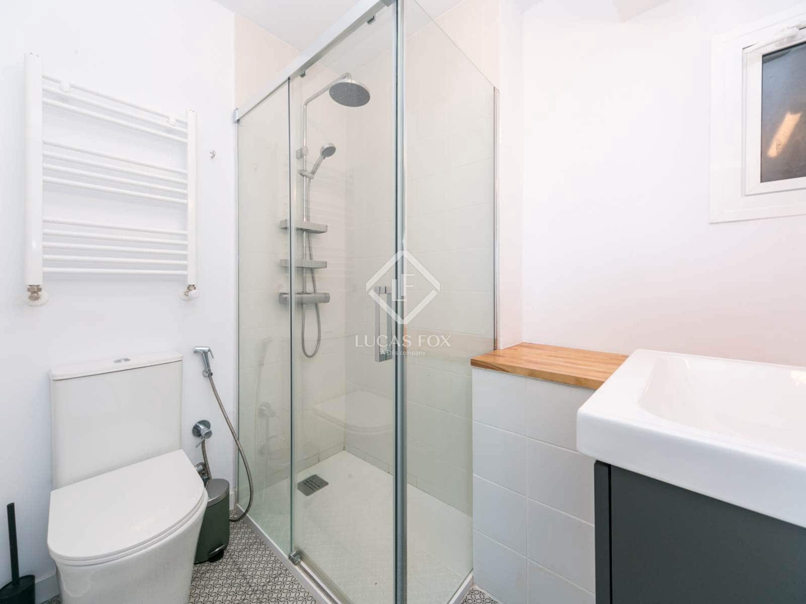 6 slaapkamer Villa te koop in Castelldefels met garage - € 1.290.000 (Ref: 9436285)