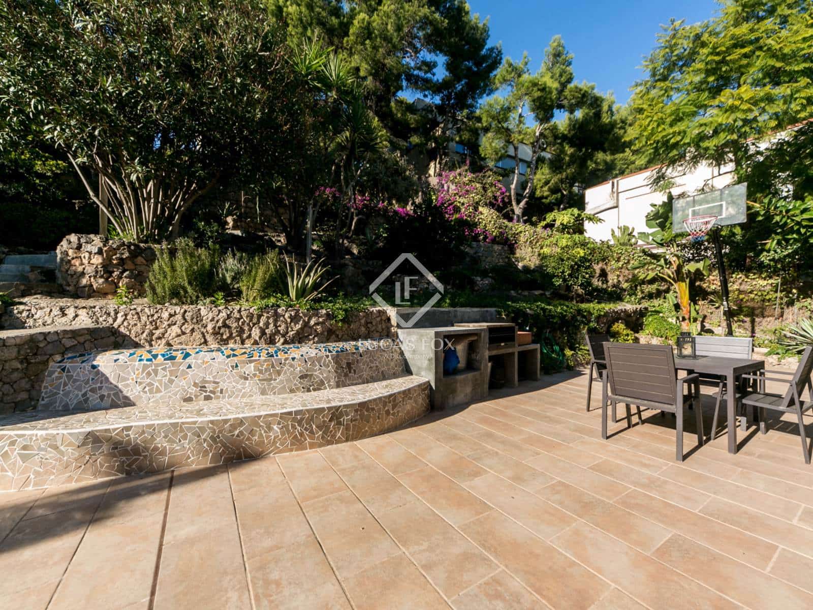 6 slaapkamer Villa te koop in Castelldefels met garage - € 1.290.000 (Ref: 9436285)