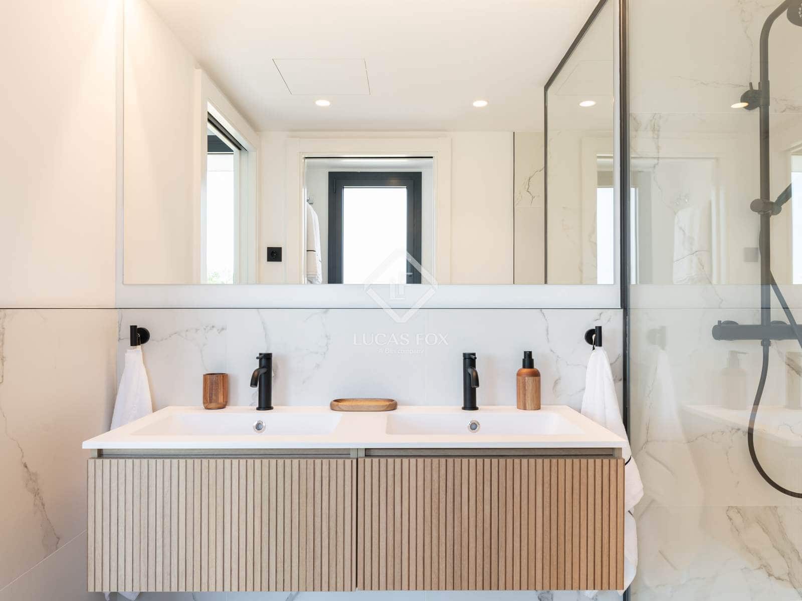 4 chambre Villa/Maison à vendre à Sant Cugat del Valles avec piscine garage - 1 190 000 € (Ref: 9436287)