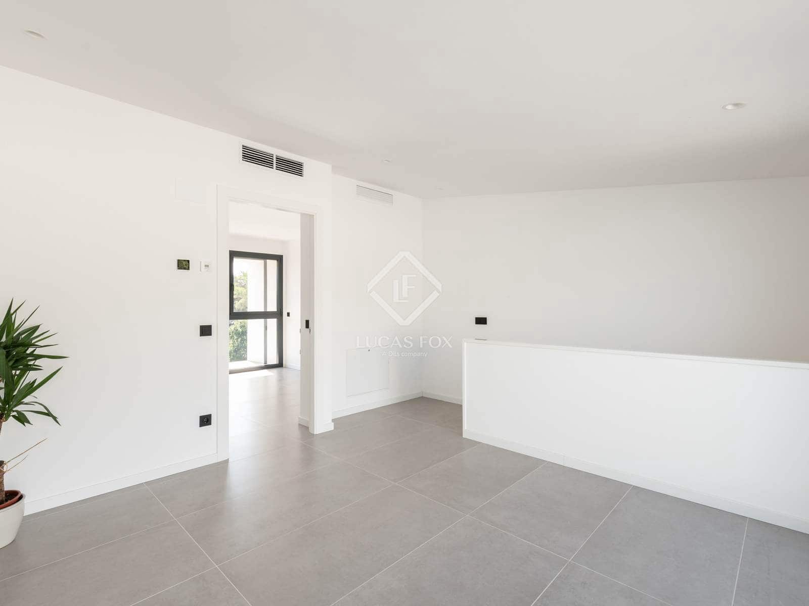 4 chambre Villa/Maison à vendre à Sant Cugat del Valles avec piscine garage - 1 190 000 € (Ref: 9436287)