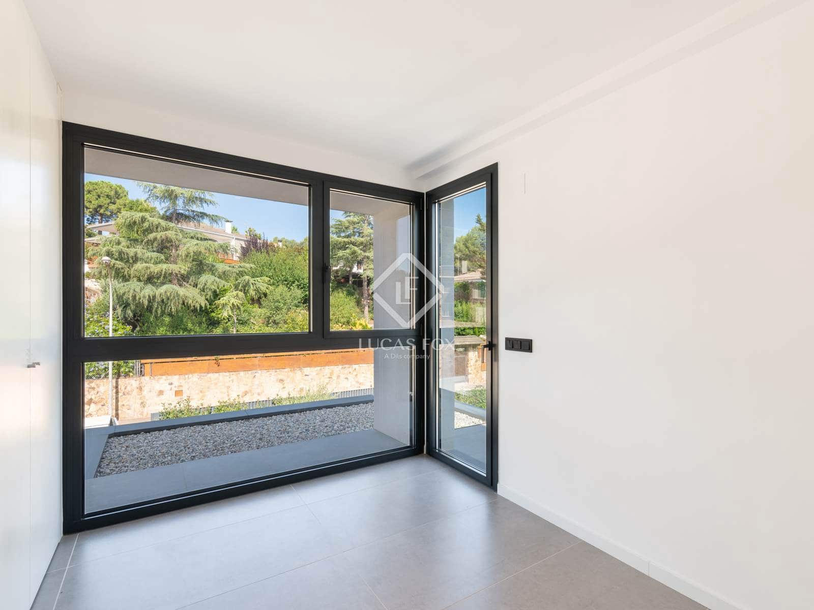 4 chambre Villa/Maison à vendre à Sant Cugat del Valles avec piscine garage - 1 190 000 € (Ref: 9436287)