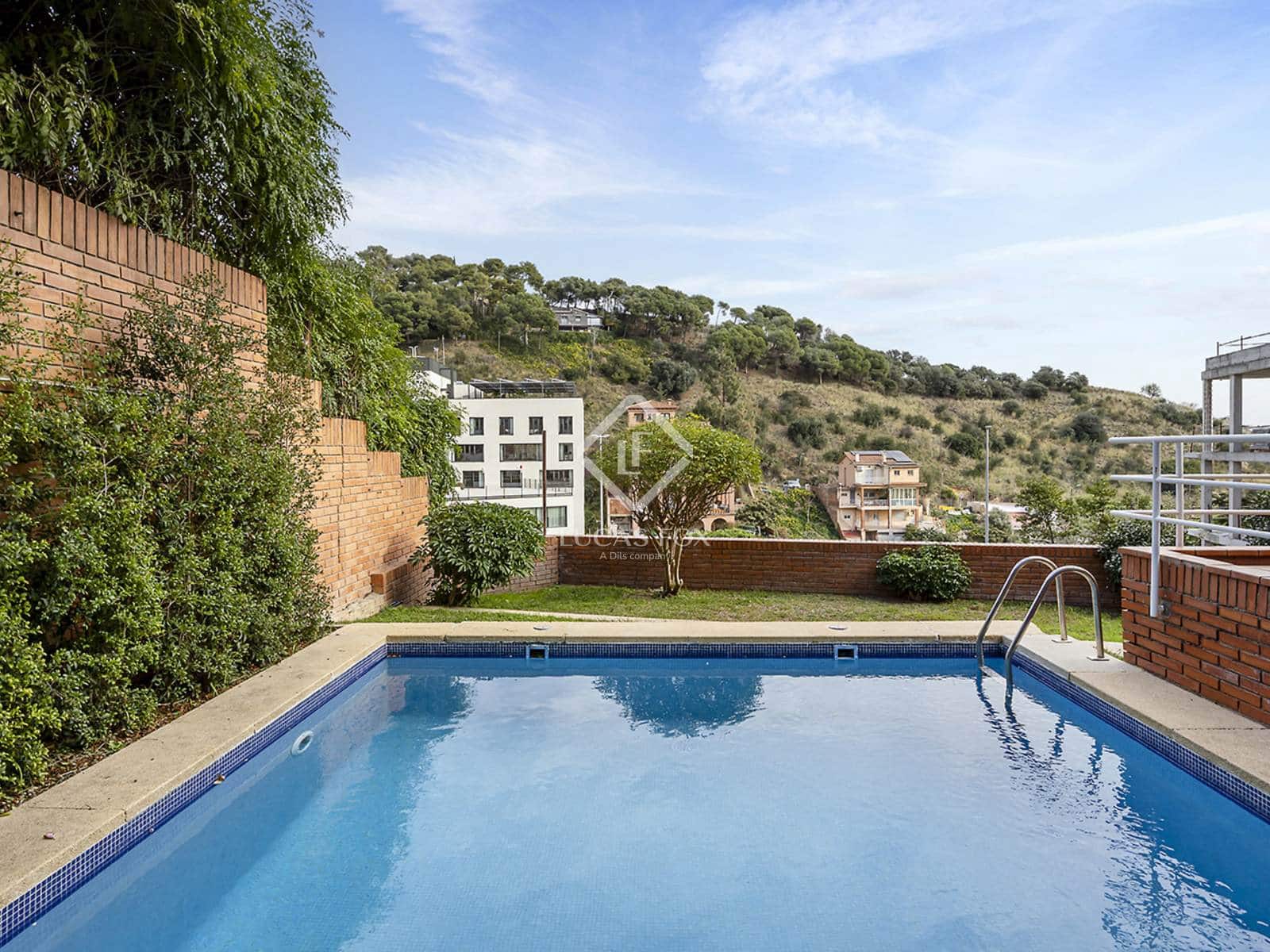 5 soveværelse Villa til leje i Barcelona by med swimmingpool garage - € 4.400 (Ref: 9436441)