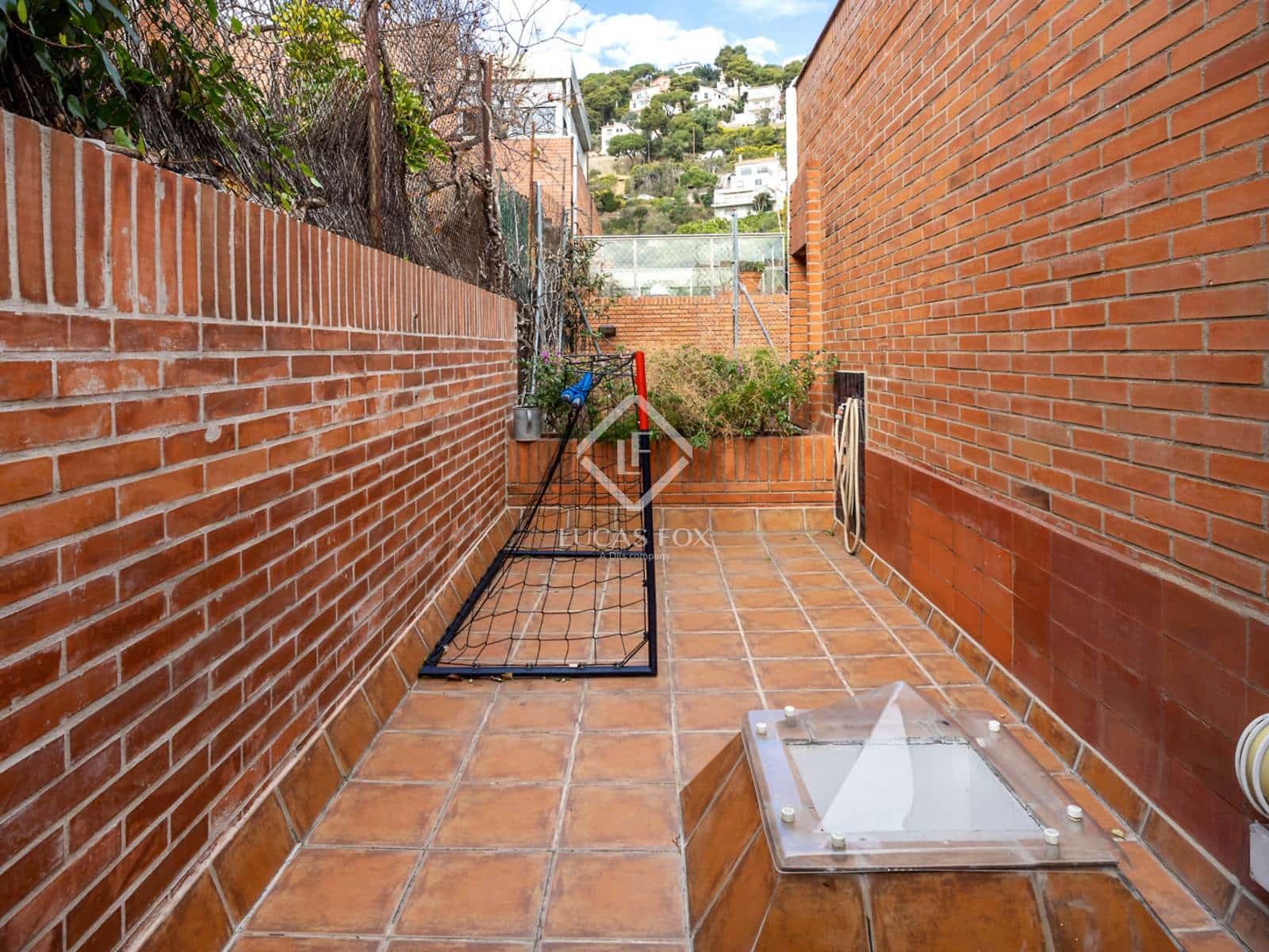 5 soveværelse Villa til leje i Barcelona by med swimmingpool garage - € 4.400 (Ref: 9436441)