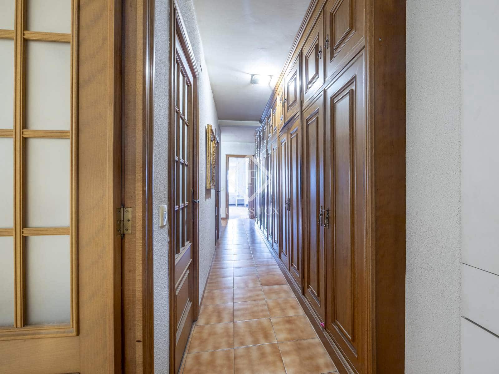 5 soveværelse Lejlighed til salg i Valencia by - € 640.000 (Ref: 9438480)