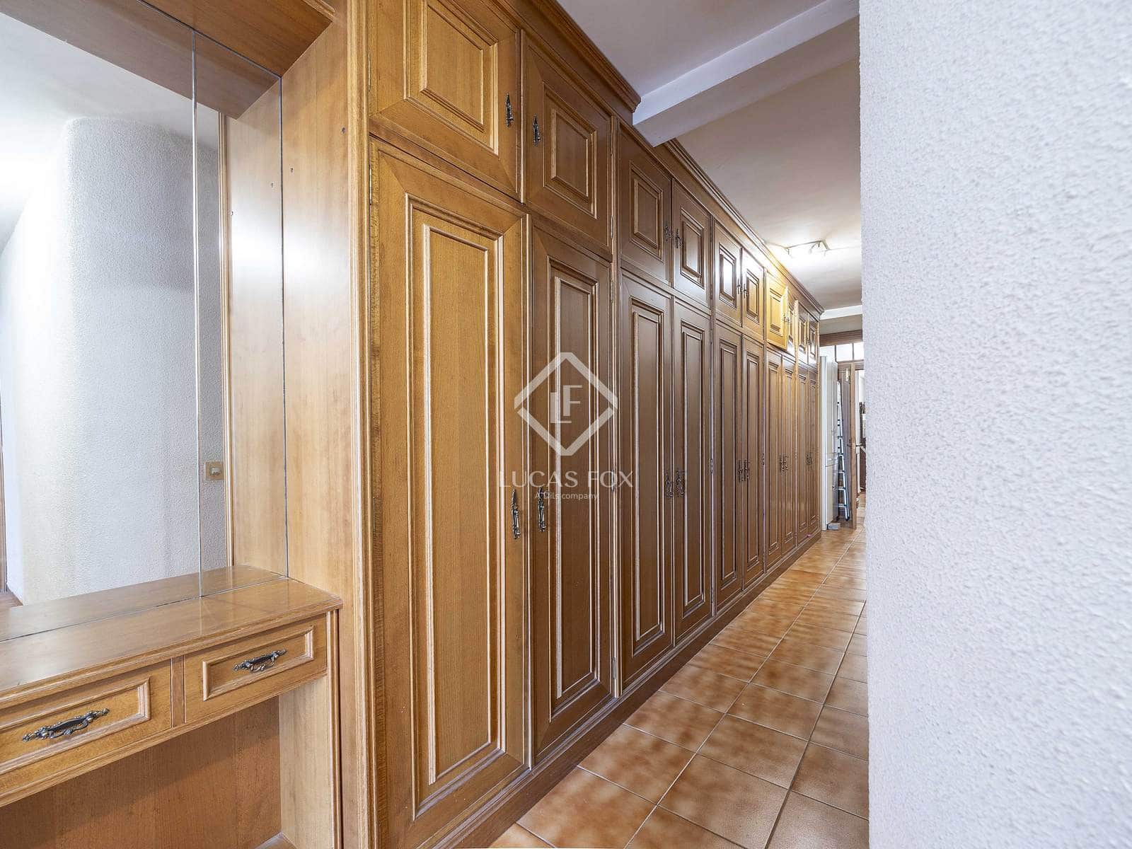 5 soveværelse Lejlighed til salg i Valencia by - € 640.000 (Ref: 9438480)