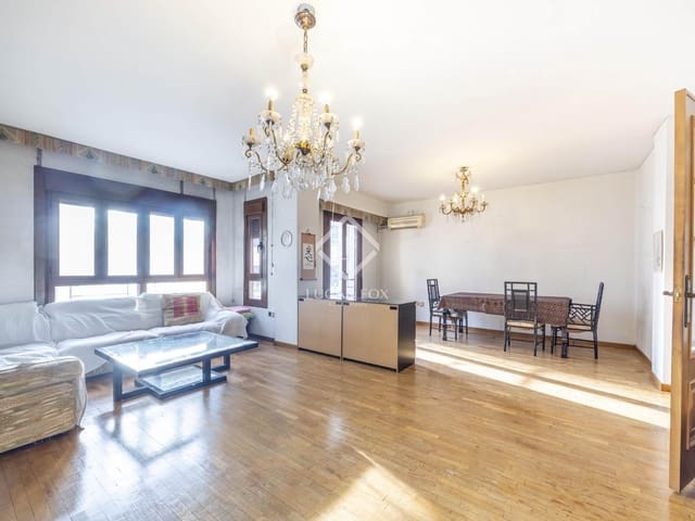 5 slaapkamer Appartement te koop in Valencia stad - € 640.000 (Ref: 9438480)