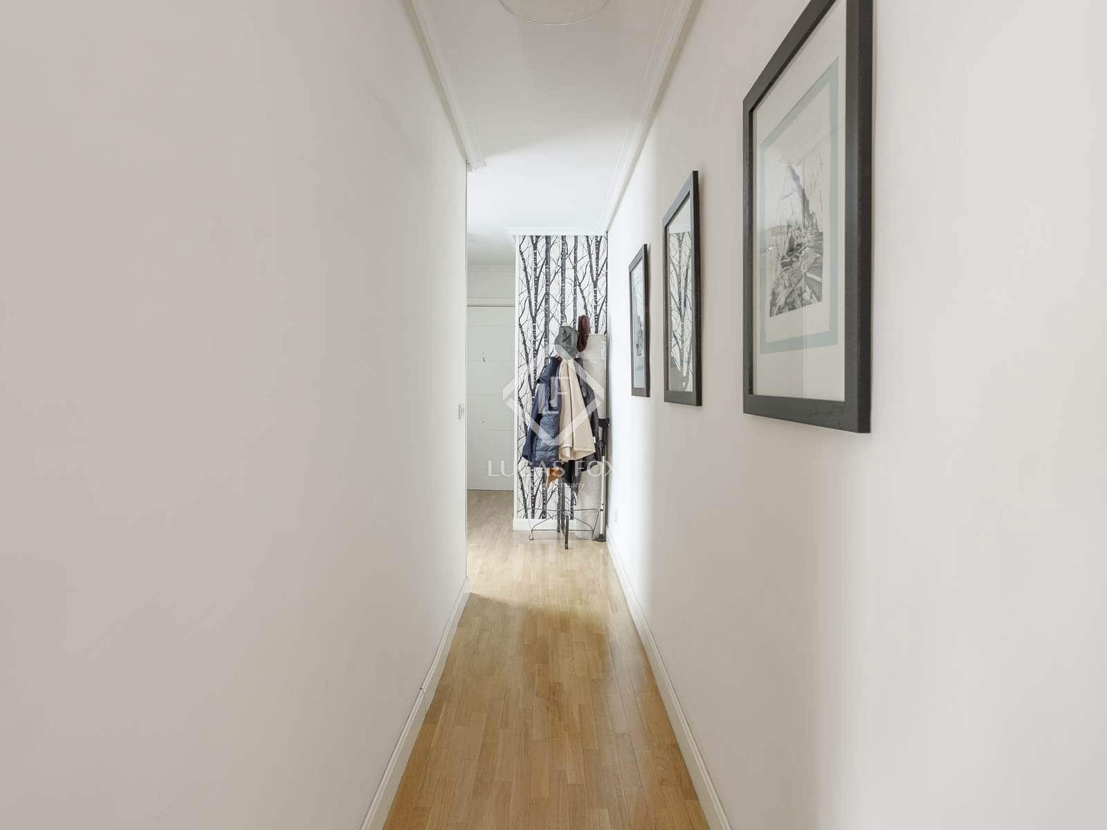 2 soveværelse Lejlighed til salg i Madrid by med garage - € 650.000 (Ref: 9438482)