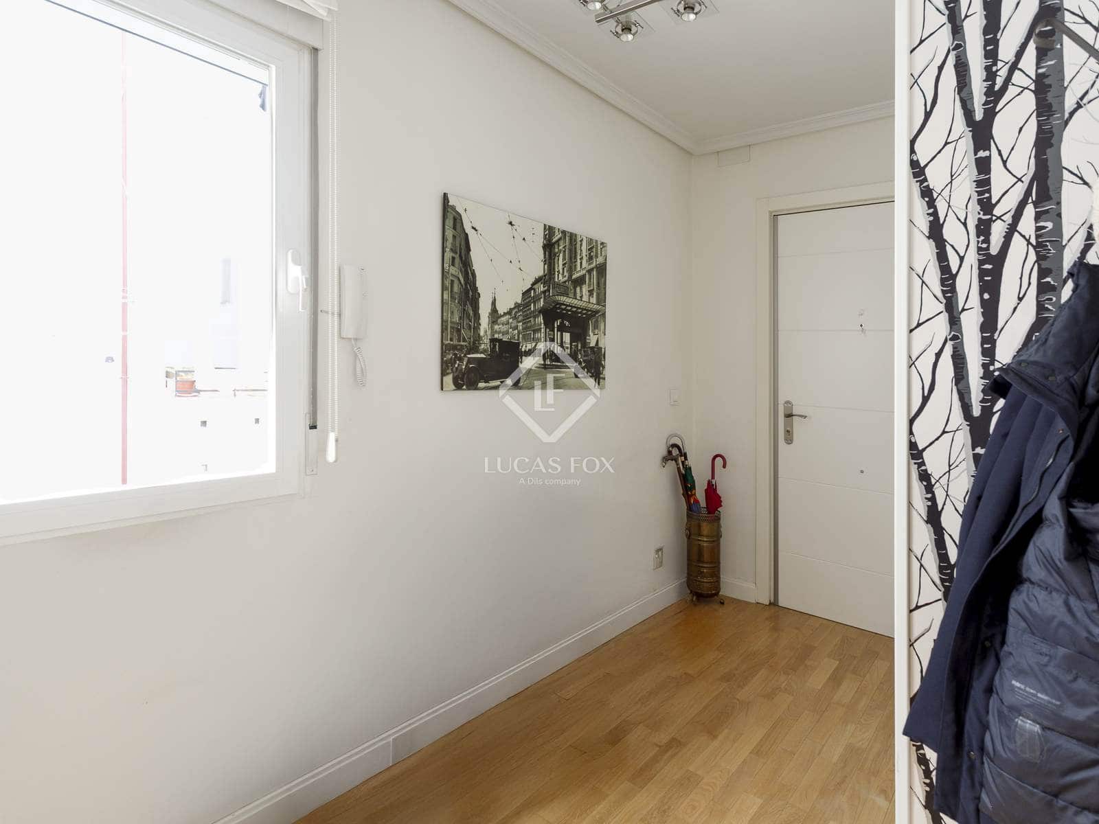 2 soveværelse Lejlighed til salg i Madrid by med garage - € 650.000 (Ref: 9438482)