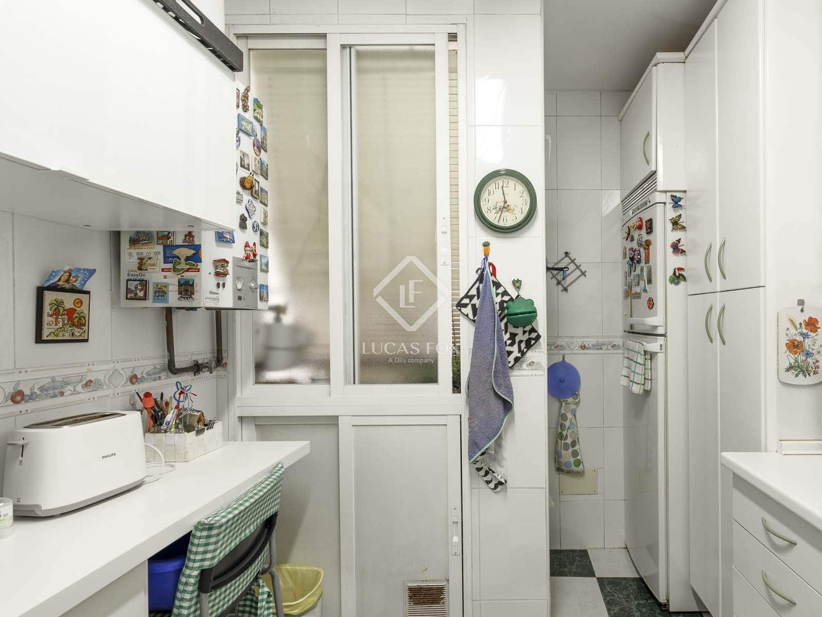 2 soveværelse Lejlighed til salg i Madrid by med garage - € 650.000 (Ref: 9438482)