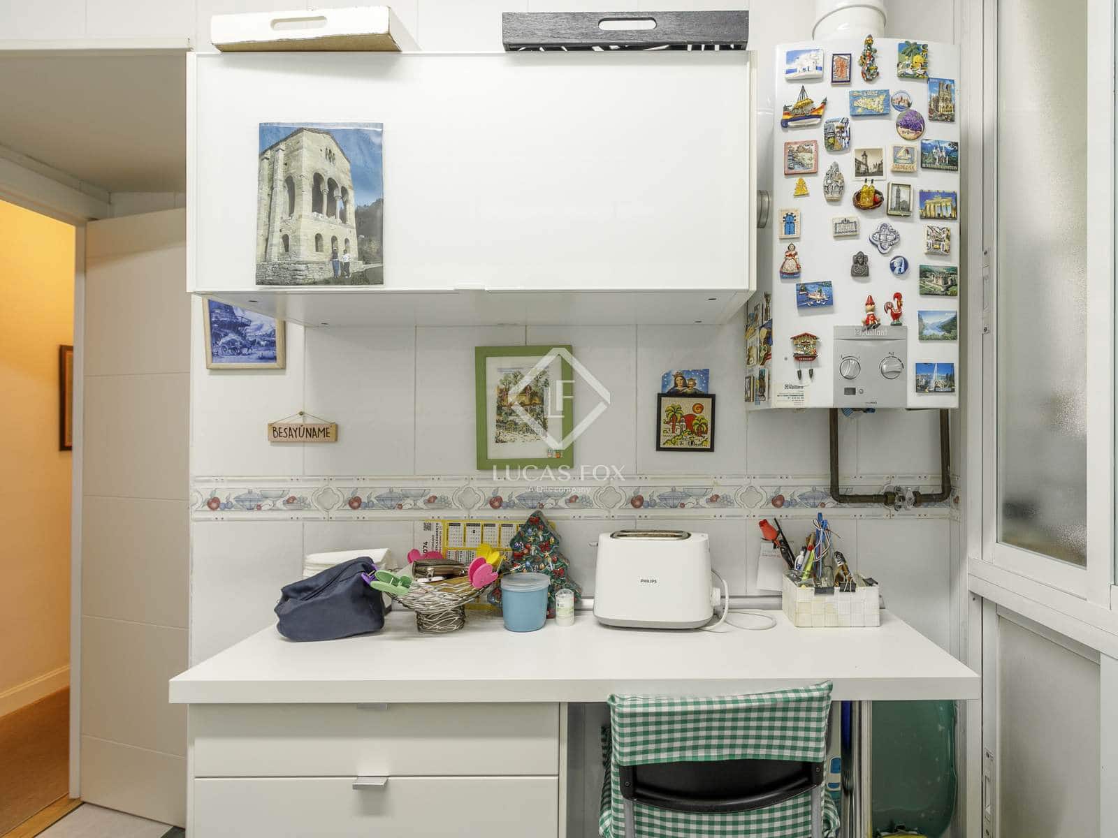 2 soveværelse Lejlighed til salg i Madrid by med garage - € 650.000 (Ref: 9438482)