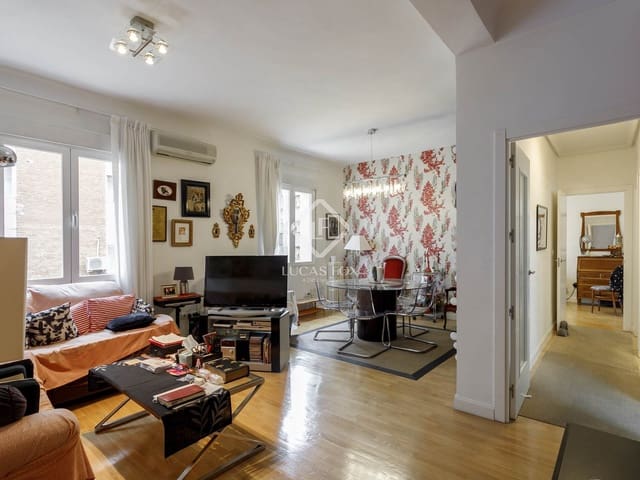 2 makuuhuone Huoneisto myytävänä paikassa Ibiza, Madrid kaupunki mukana 
autotalli - 650 000 € (Ref: 9438482)