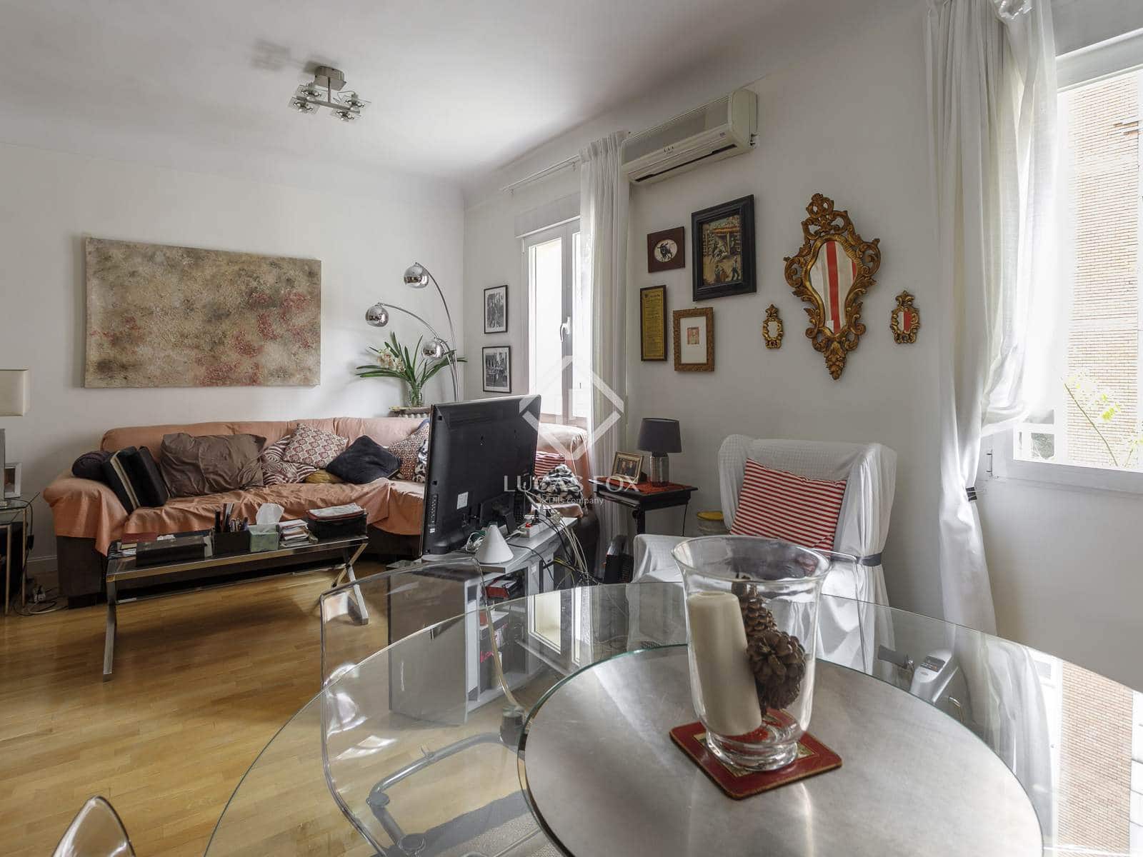 2 soveværelse Lejlighed til salg i Madrid by med garage - € 650.000 (Ref: 9438482)