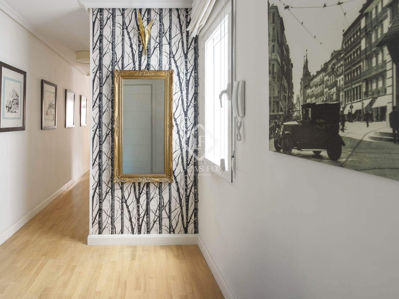 2 soveværelse Lejlighed til salg i Madrid by med garage - € 650.000 (Ref: 9438482)