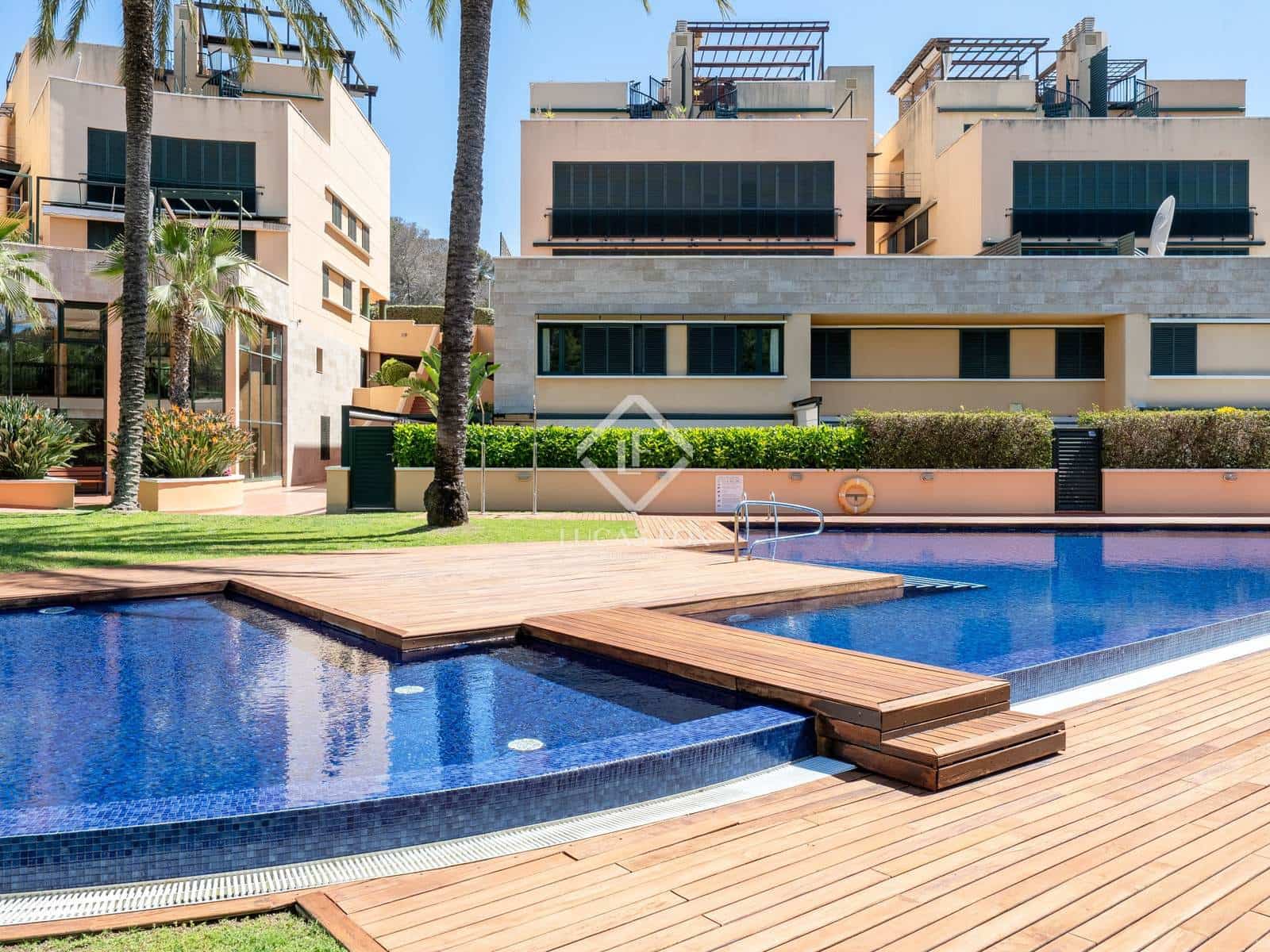 4 soveværelse Lejlighed til salg i Torredembarra med garage - € 760.000 (Ref: 9438484)