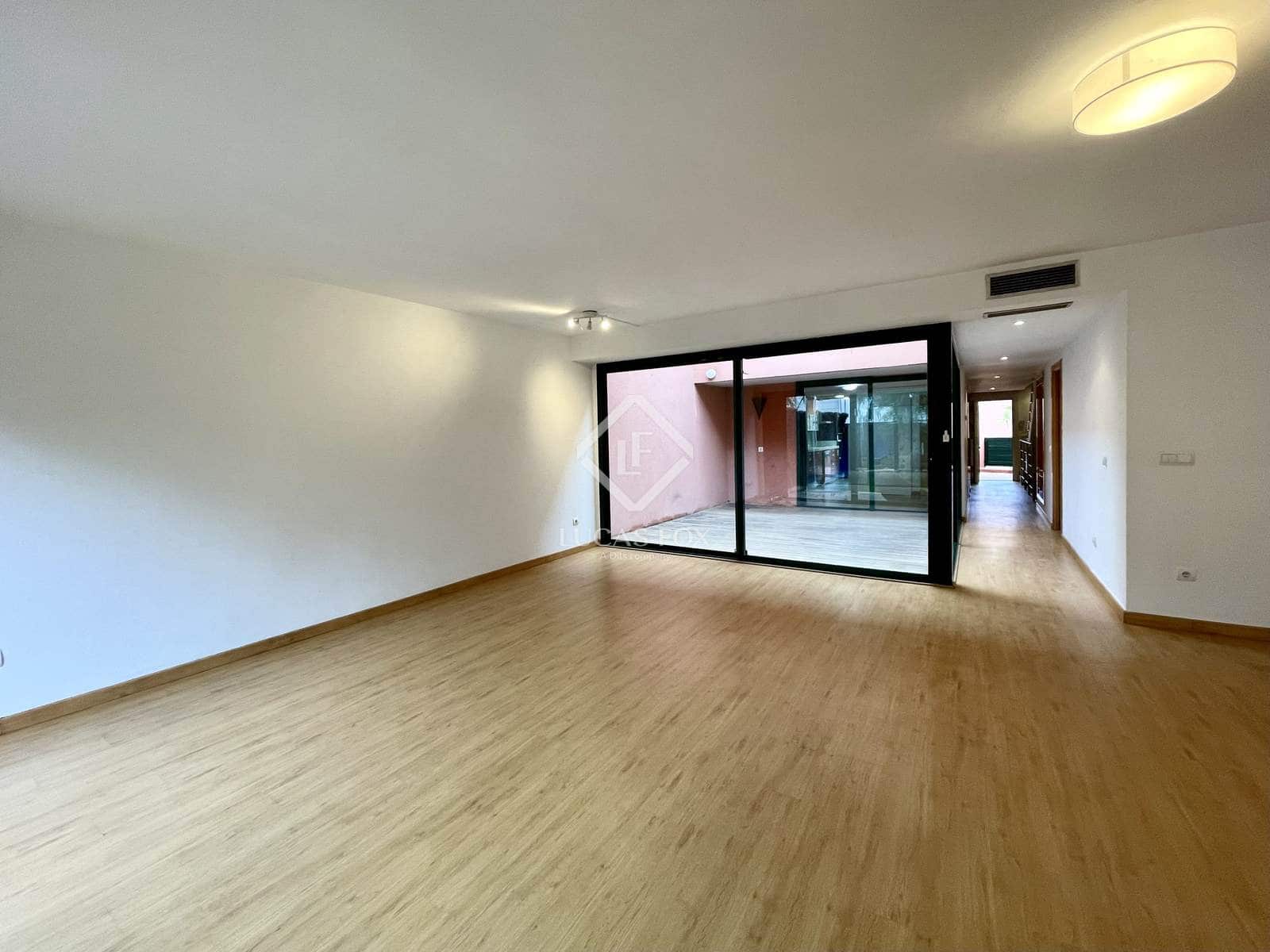 4 slaapkamer Villa te koop in Alicante stad met zwembad garage - € 660.000 (Ref: 9438797)