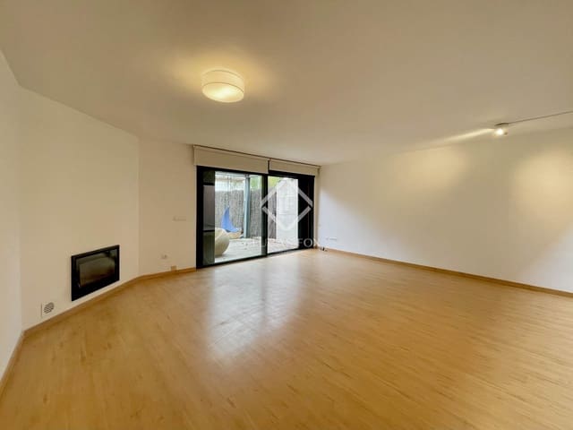 4 slaapkamer Villa te koop in Alicante stad met zwembad garage - € 660.000 (Ref: 9438797)